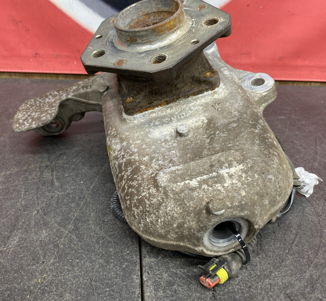 Maserati Quattroporte 2015 Front Left Steering knuckle P/N 28822505