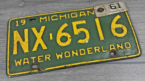 1961 Michigan License Plate # NX 6516 Green WATER WONDERLAND Antique