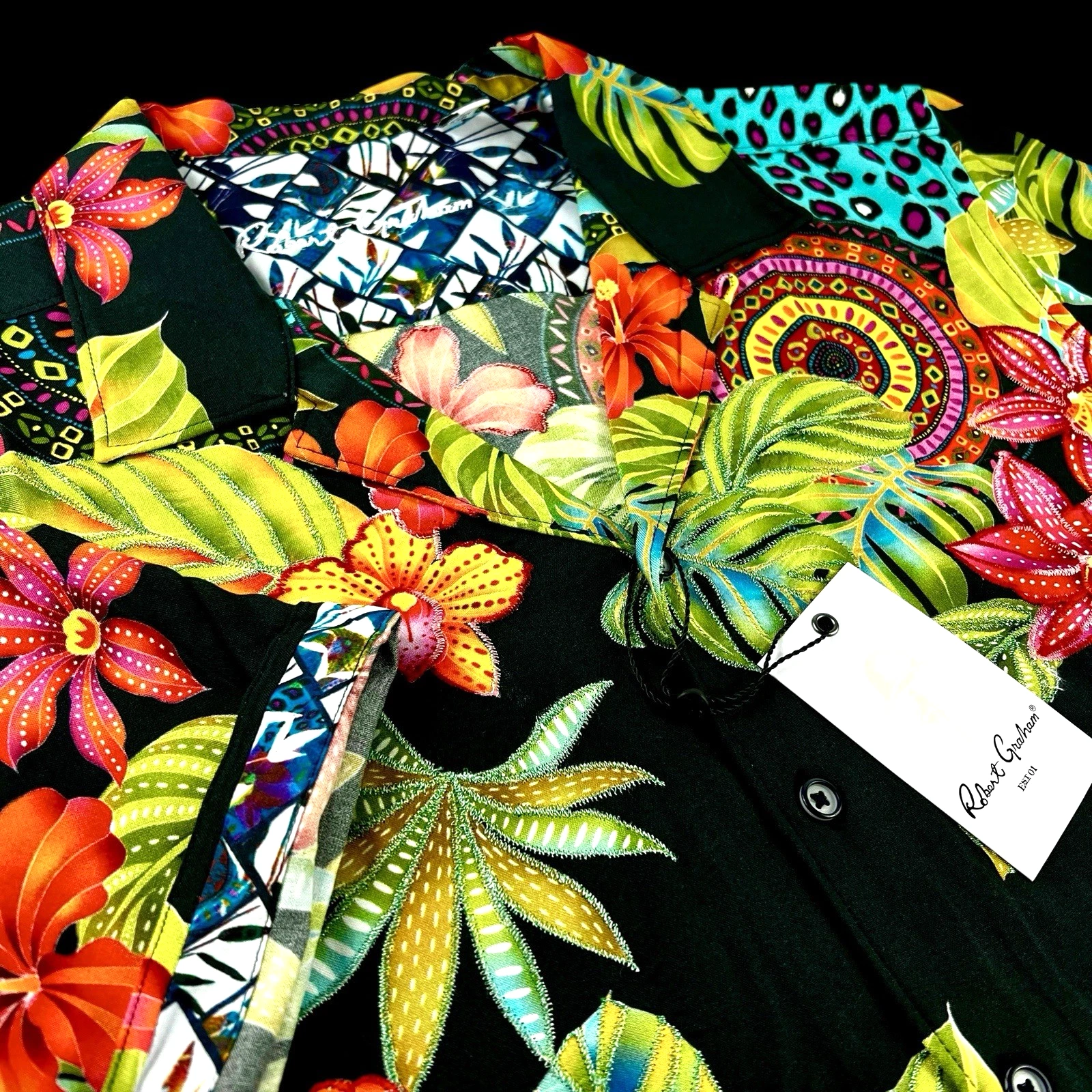 Robert Graham Embroidered Floral Tropical Vibrant Short Sleeve Shirt 2XL $299
Opens in a new window