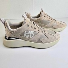 DKNY Womens Suede Mesh Platform Sneakers Taupe Silver Chrome Logo Size 9.5