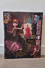 Muñeca coleccionable Monster High 13 Wishes Haunt the Casbah Draculaura - Nueva