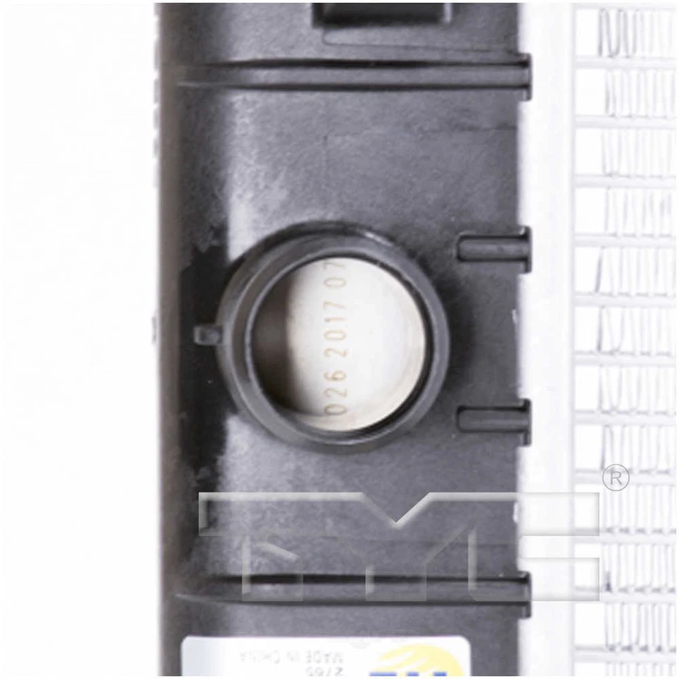 Radiador para Chevrolet Malibu 2004-2008 2,2 L 4 cilindros 2005 2006 2007 TYC 2765 Foto 3 de 4