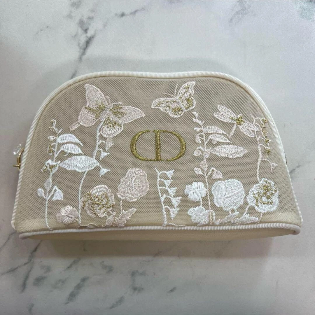 Pochette Dior fête des mères nouveauté 2025 pochette étui sac rose du Japon