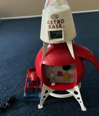 Ideal Astro Base Space Lock Rocket Base Toy, Space Theme, Vintage 1960