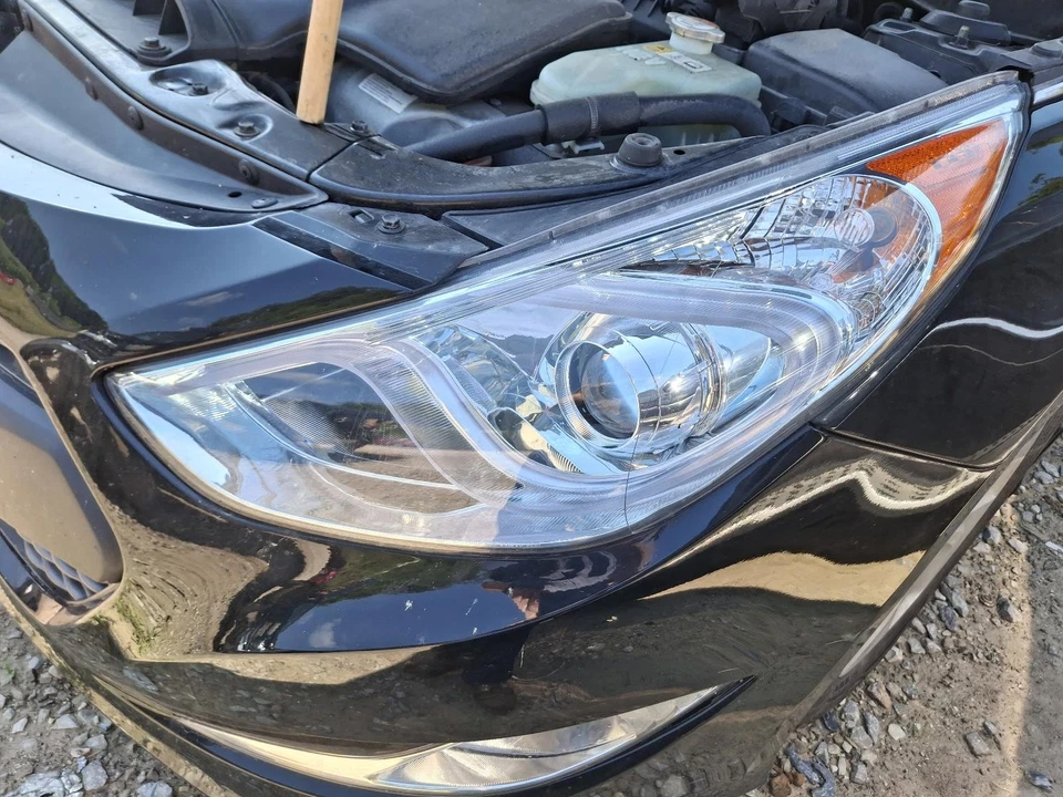 Used Air Cleaner Assembly fits: 2013 Hyundai Sonata 2.4L VIN 4 8th digit hybrid - Image 3 of 4