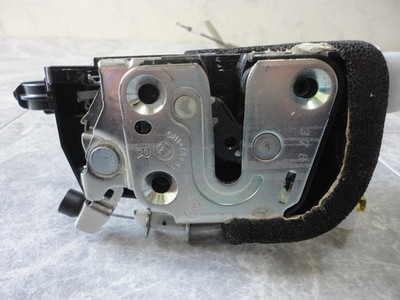 NISSAN SERENA FC26 HC26 Genuine Door Latch Lock Actuator Front