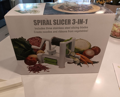 Spiral Slicer 3-in-1 Manual Counter Top Spiralizer, 3 Blades, White/Green