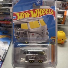 Hot Wheels 2023 Mooneyes Zamac Kool Kombi Volkswagen Walmart Exclusive