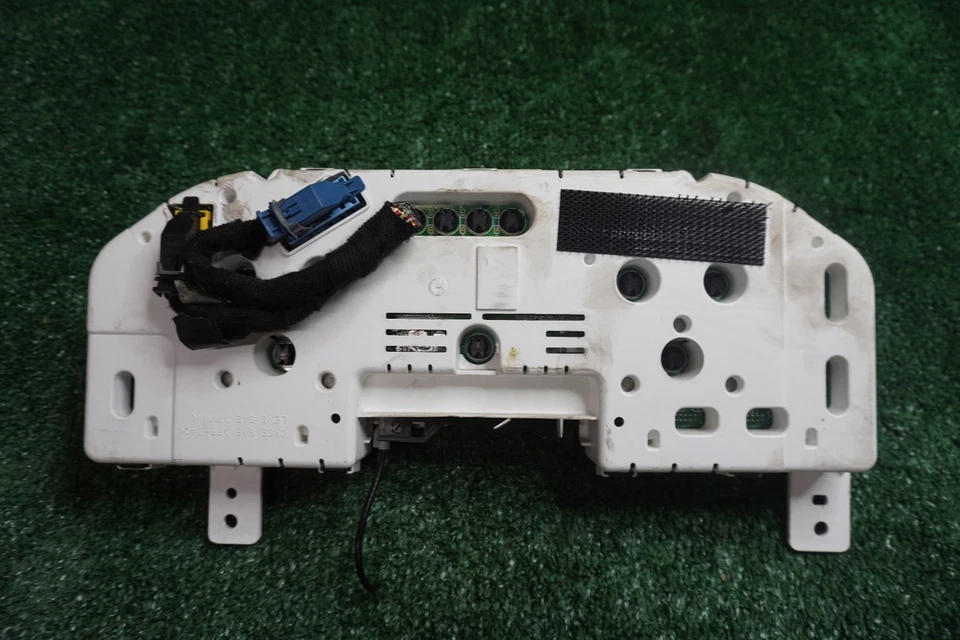 2005 2006 FORD Expedition Speedometer Gauge Cluster OEM 179K Miles 6L1T10849DC - Image 3 of 4