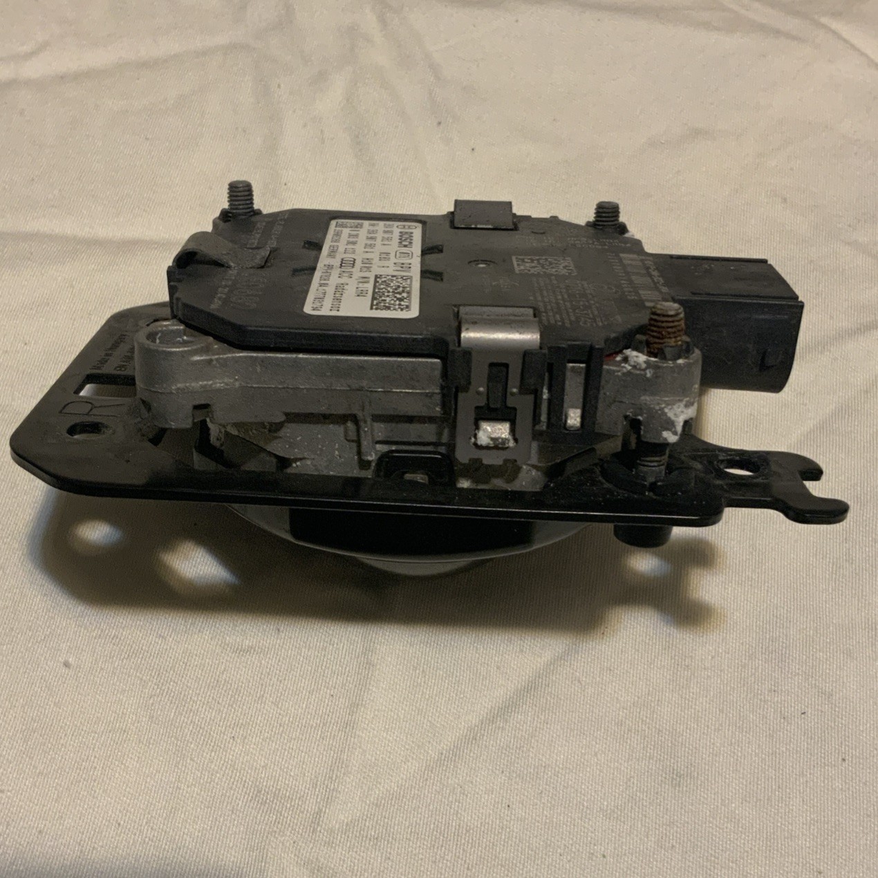 2015-2020 BENTLEY BENTAYGA FRONT RIGHT ADAPTIVE CRUISE CONTROL DISTANCE SENSOR