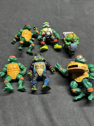vintage Teenage Mutant Ninja Turtles action figures Lot
