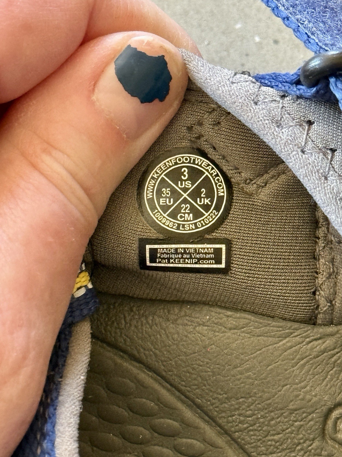 Sandali Keen per bambini taglia 3 in ottime condizioni. Lavabile! Acqua e terra sicura!