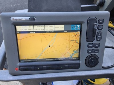 Raymarine C90w Widescreen GPS Chartplotter Multifunction Display; Fully Tested