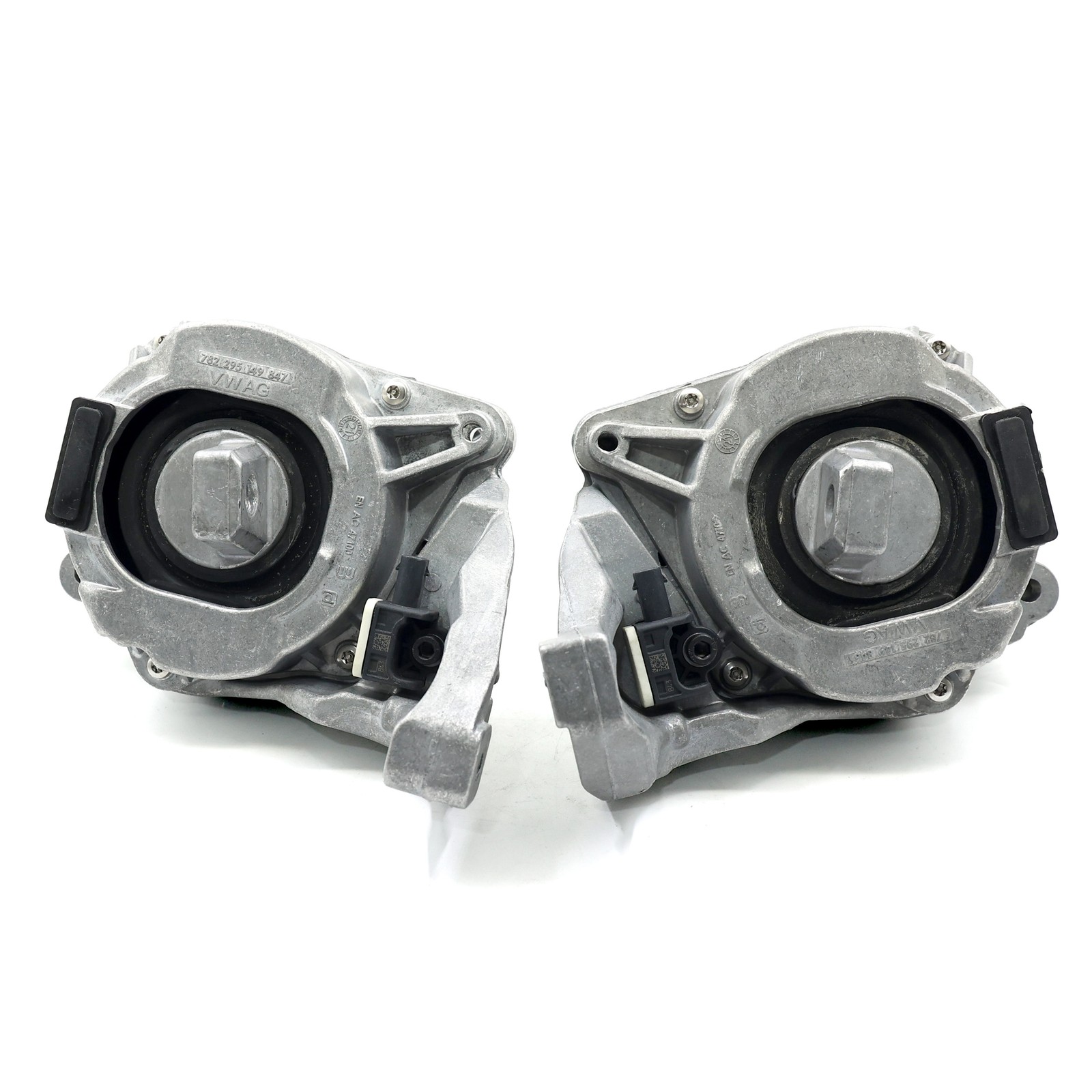 Bentley Bentayga 2015-2021 Right Engine mounts Set P/N 4M0199255BH