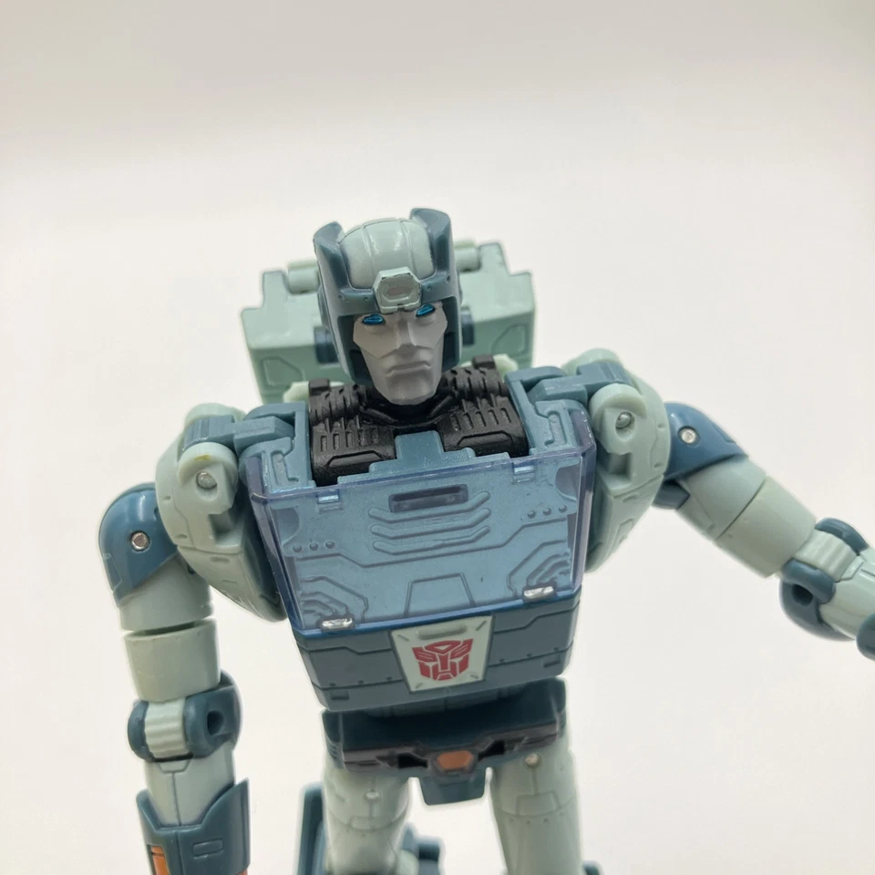 Transformers Kup 86-02BB Buzzworthy Bumblebee Completo De Lujo Foto 2 de 4