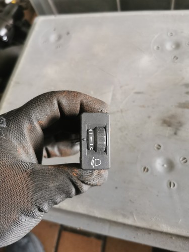 Fiat Scudo 270 Citroen Jumpy II LWR Leuchtweitenregelung Schalter 96384422XT