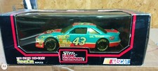 1991 Racing Champions 43 RICHARD PETTY STP Pontiac in 1/24 Scale