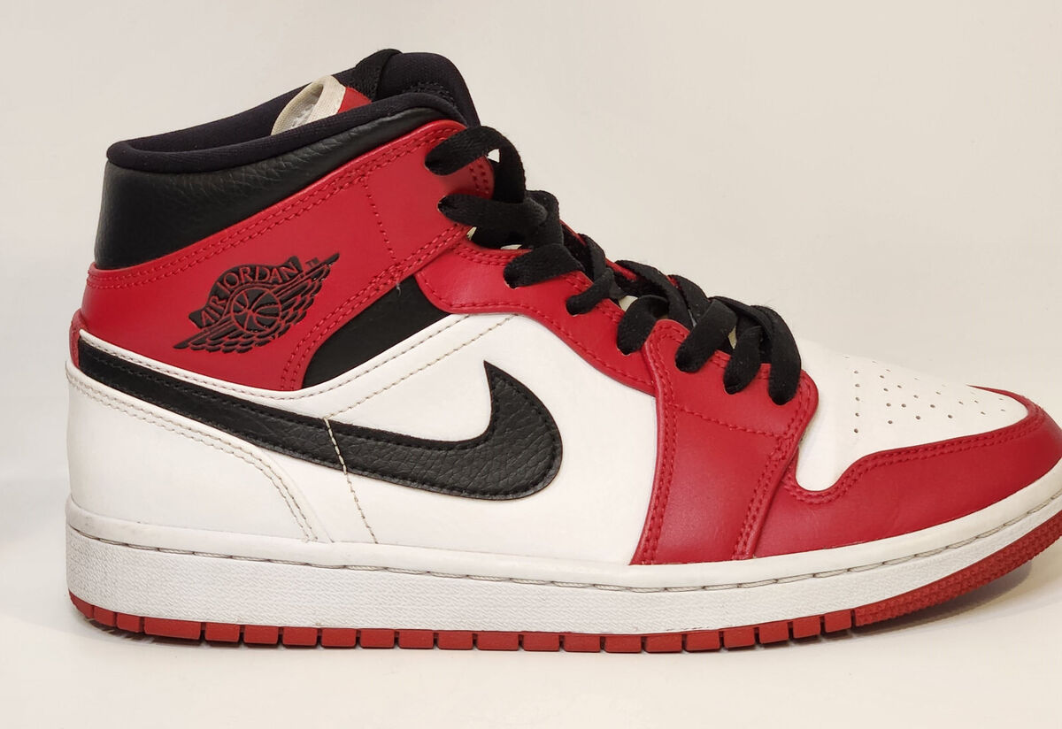 Nike Air Jordan 1 Mid Chicago White Heel 554724-173 Red Mens Nike Air Jordan 1 Mid Chicago White Heel 554724-173 Red Mens