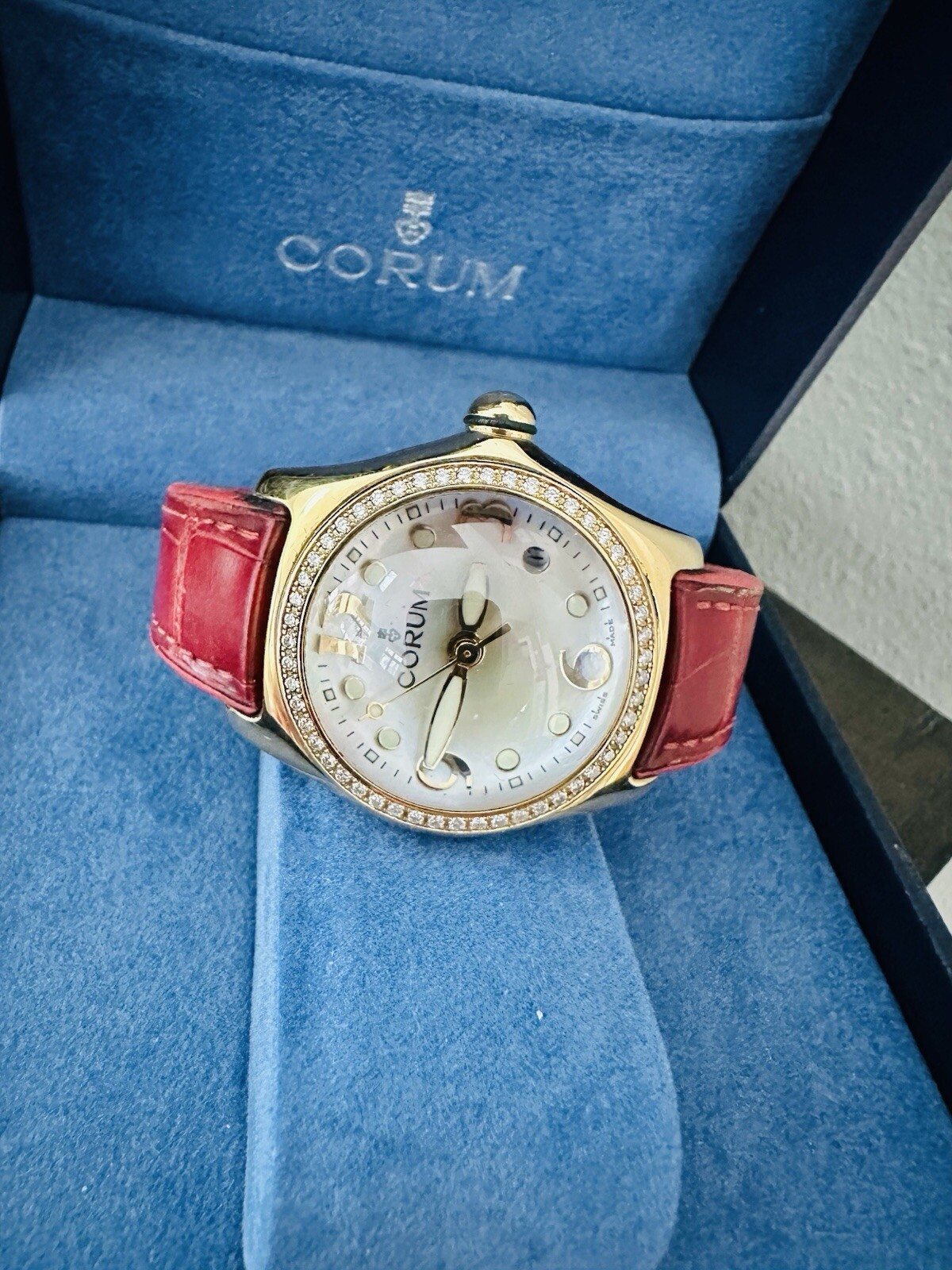 Ladies Corum Bubble 18k Yellow Gold 36mm Factory MOP Dial Diamond Bezel In Box - Image 5