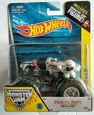 HOT WHEELS MONSTER JAM OFF ROAD MONSTER MUTT DALMATIAN W/ FIGURE NEW 2013 MATTEL