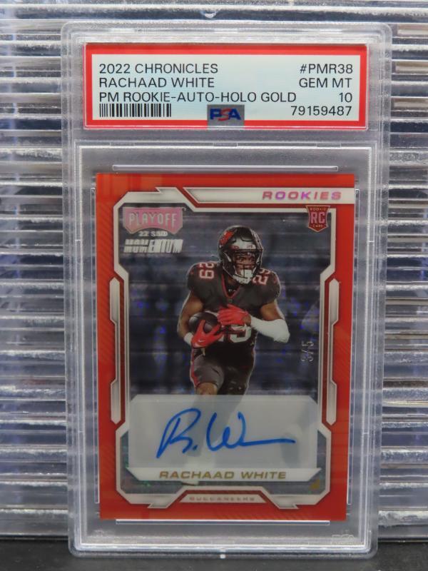Rachaad White Panini Chronicles Playoff Momentum Rookies #PMR38 Autograph-Holo Gold