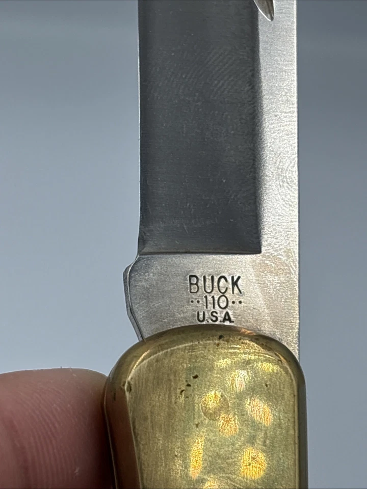 Buck USA 110 Finger Groove Lockback Knife 4 Dot Vintage 1981-1986. Brown Sheath - Image 4 of 4