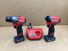 Milwaukee M12 1/2 Hammer Drill Driver & 1/4 I...