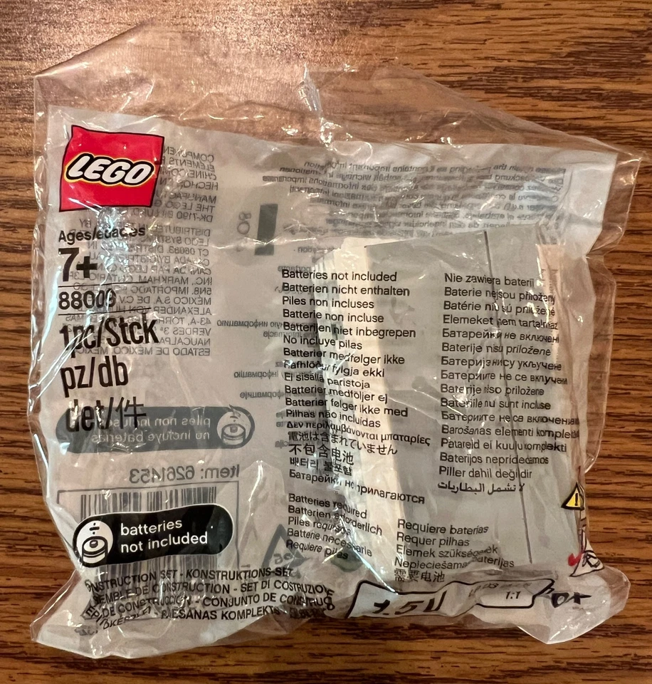 LEGO Powered Up kit 88009 88011 for Holiday Express Train 10361 please read - Image 2 of 3