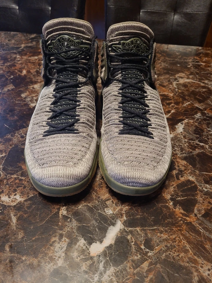 Talla 10 - Jordan 32 Día de los Veteranos Foto 4 de 4