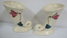 VINTAGE PURINTON SLIP WARE  MCM CORUCOPIA VASES (2) CREAM W FLOWER 