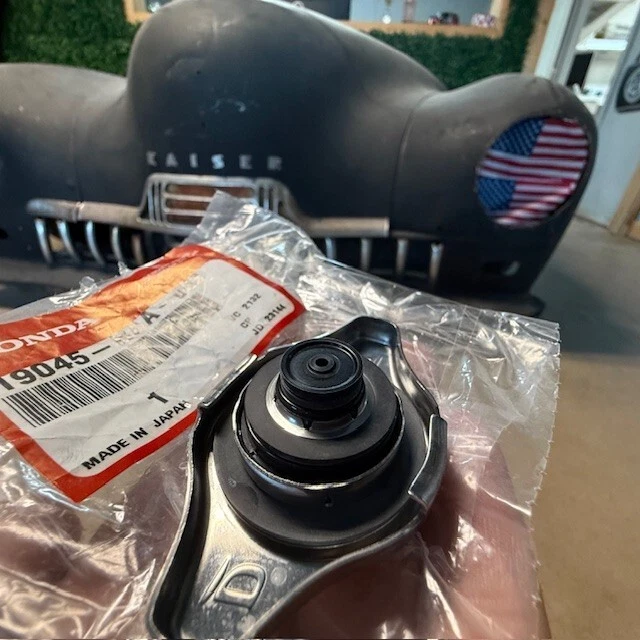 (1) GENUINE OEM Cooling Radiator Cap Acura HONDA 19045-RAA-003- same as dealer - Image 3 of 3
