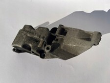 Support moteur Mercedes 200