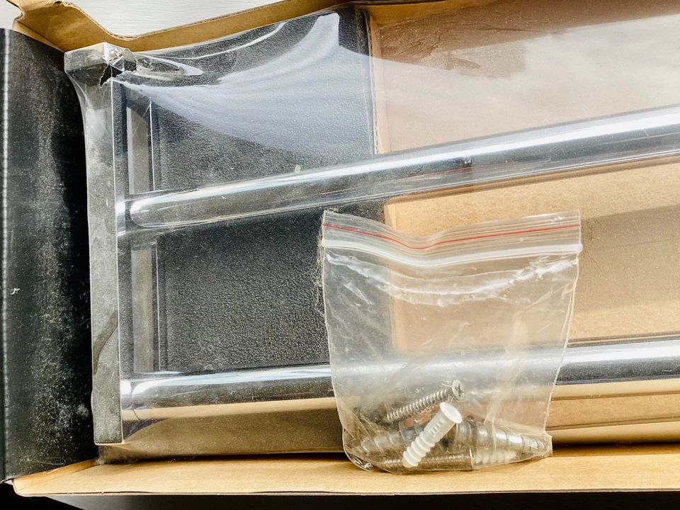 Motiv Frame Series 24" Double Towel Bar Chrome BRAND NEW NIB Modern NOS - Image 3 of 4