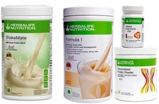 Batido de vainilla Herbalife Fórmula 1 + proteína en polvo + elaichi fresco y batido mate