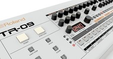 Roland Boutique TR-09 Rhythm Composer TR09 TR-909 Drum Machine