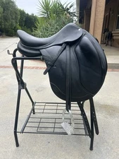 CWD 17.5in SE24 Black Buffalo Leather Mono-flap Dressage Saddle - Cover Included