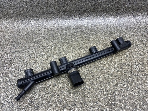 Einspritzleiste 06K133681A Rail 127Tkm Audi A4 B8 8K 1.8 TFSI 12.2031.117