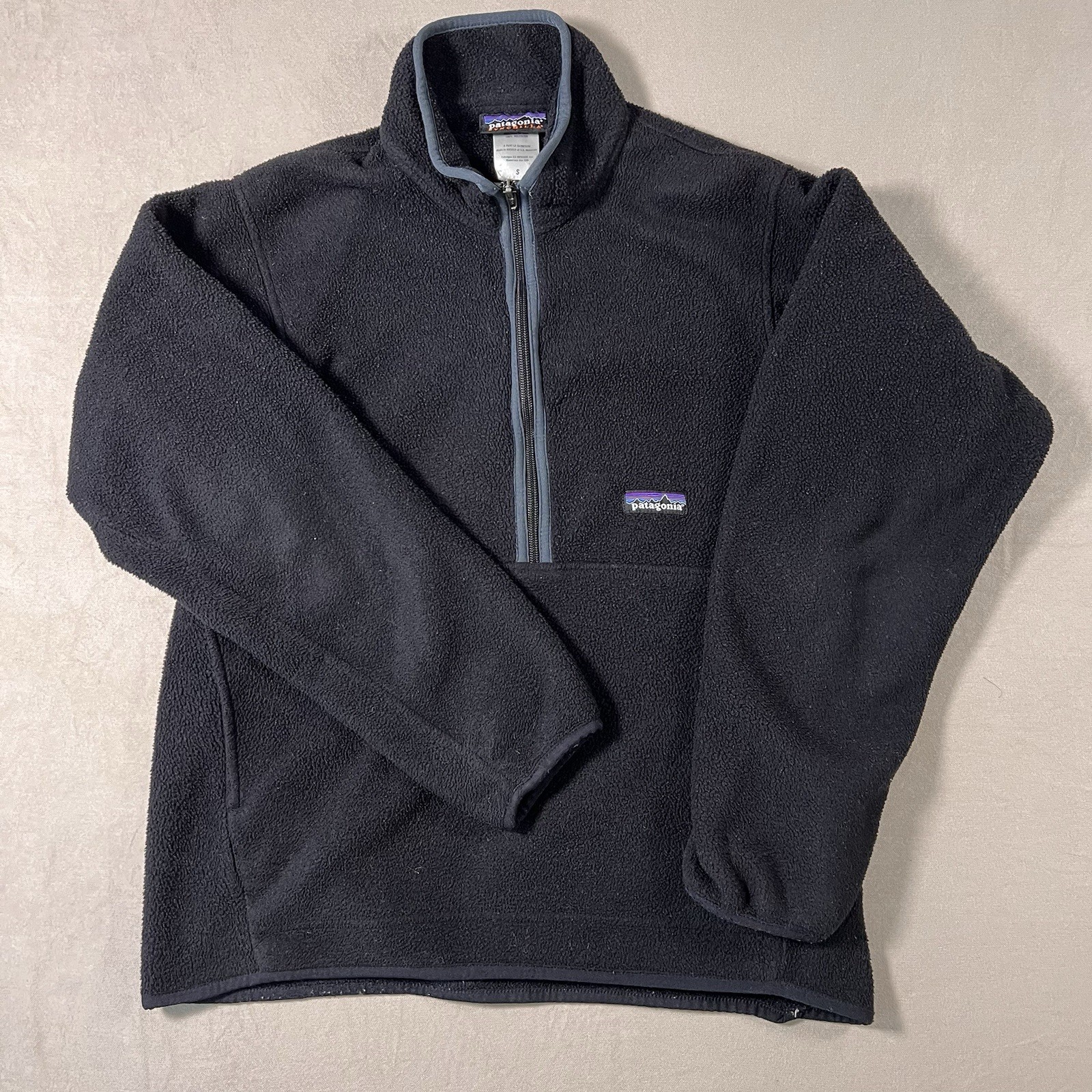 Patagonia Black Zip Fleece Jacket Pockets Stand-Up Collar Men's Size S