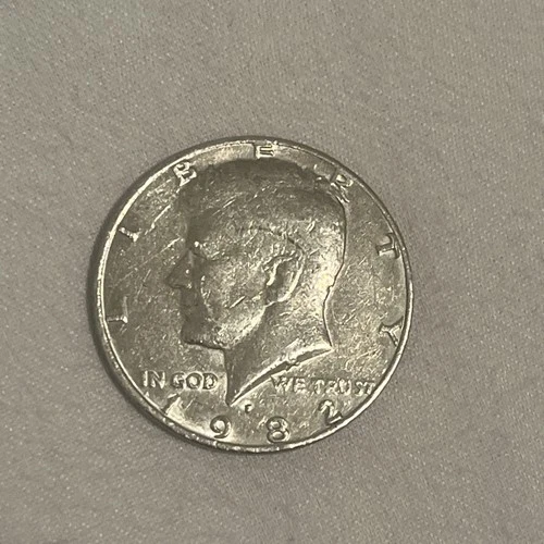 1982 Kennedy Half Dollar Coin - circulated Must Buy Now!!!