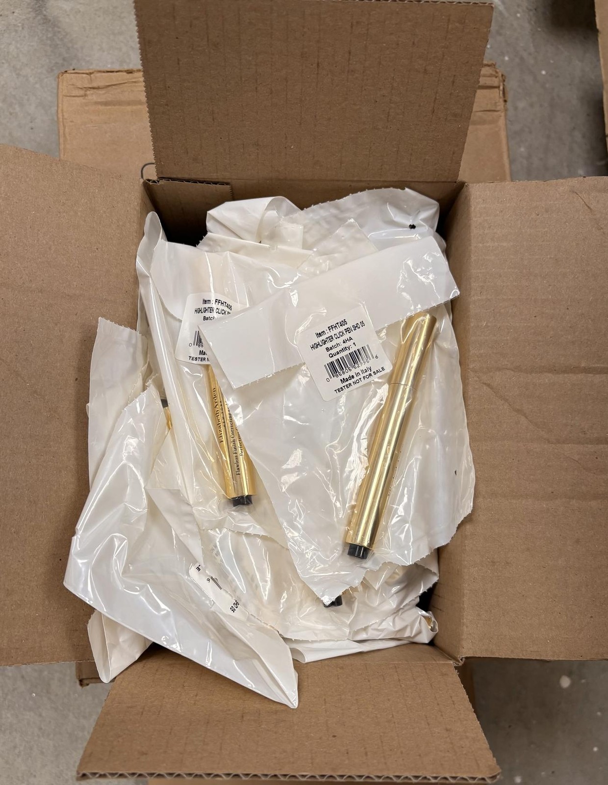 Click Pen Shade 05 Tester Lot Of 25 New