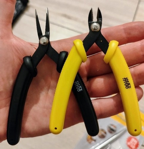 Tool set nose pliers and cutting pliers ideal for assembling 3D Metal models