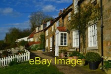 Photo 6x4 Path and cottages at Teapot Hill  c2017