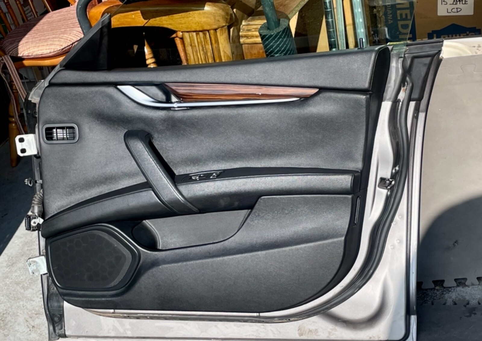 2014-2017 Maserati Ghibli Front Right Passenger Black Door Panel