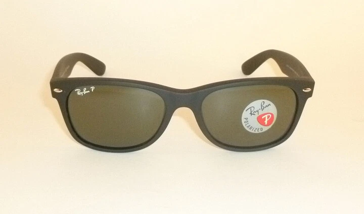 Ray ban wayfarer sales matte black rubber polarized