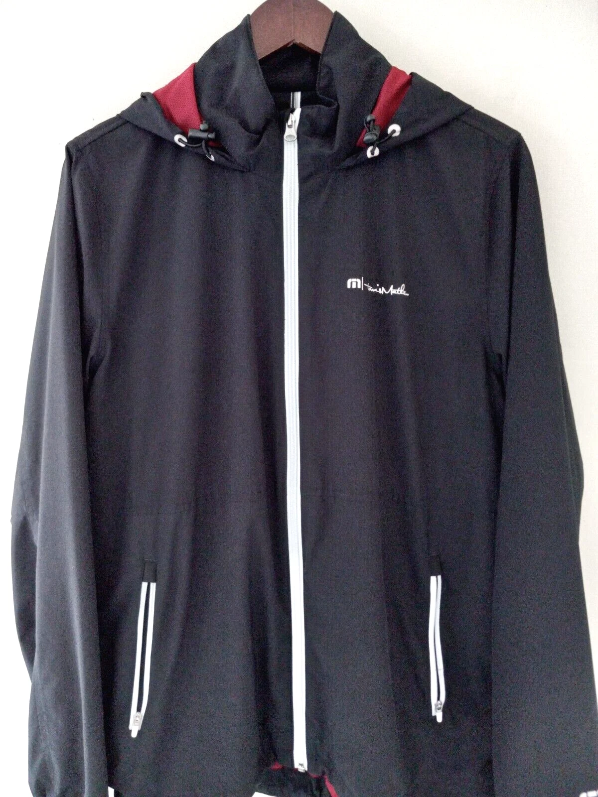 Travis Mathew Men's M Black Hood Full Zip Lightweight Windbreaker Golf Jacket