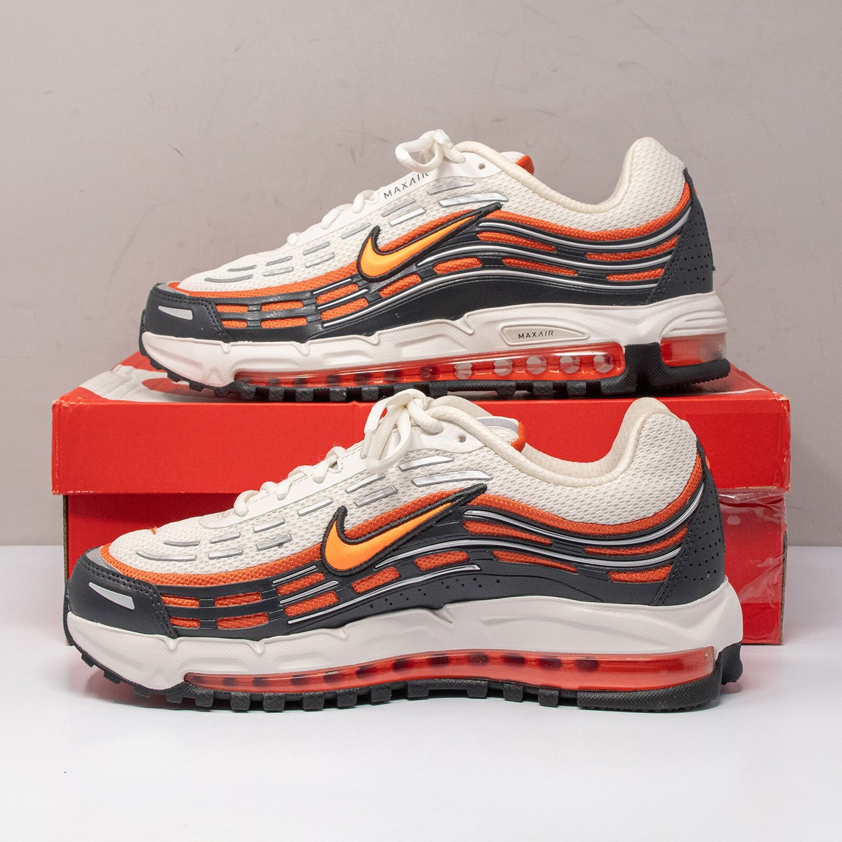 Men’s 8.5 Nike Air Max TL 2.5 Phantom/Total Orange — product photo 3 of 8