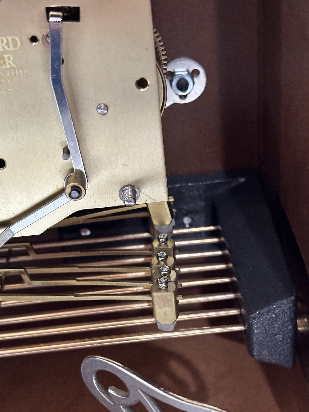 Howard Miller Mantle Clock 612429 Triple Chime Key Wind 105020 w/Key