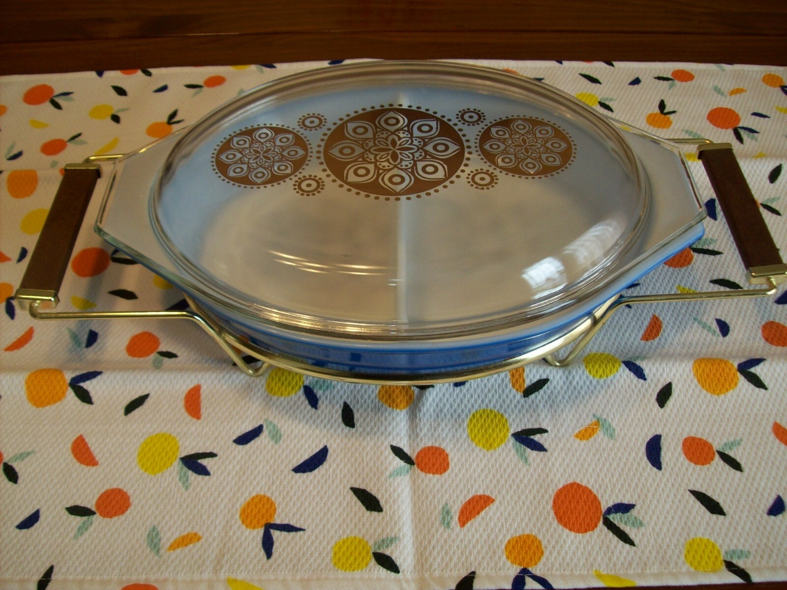 Vintage Pyrex Royal Serving Dish & Cradle 1961-1962 Promotion 063 | eBay