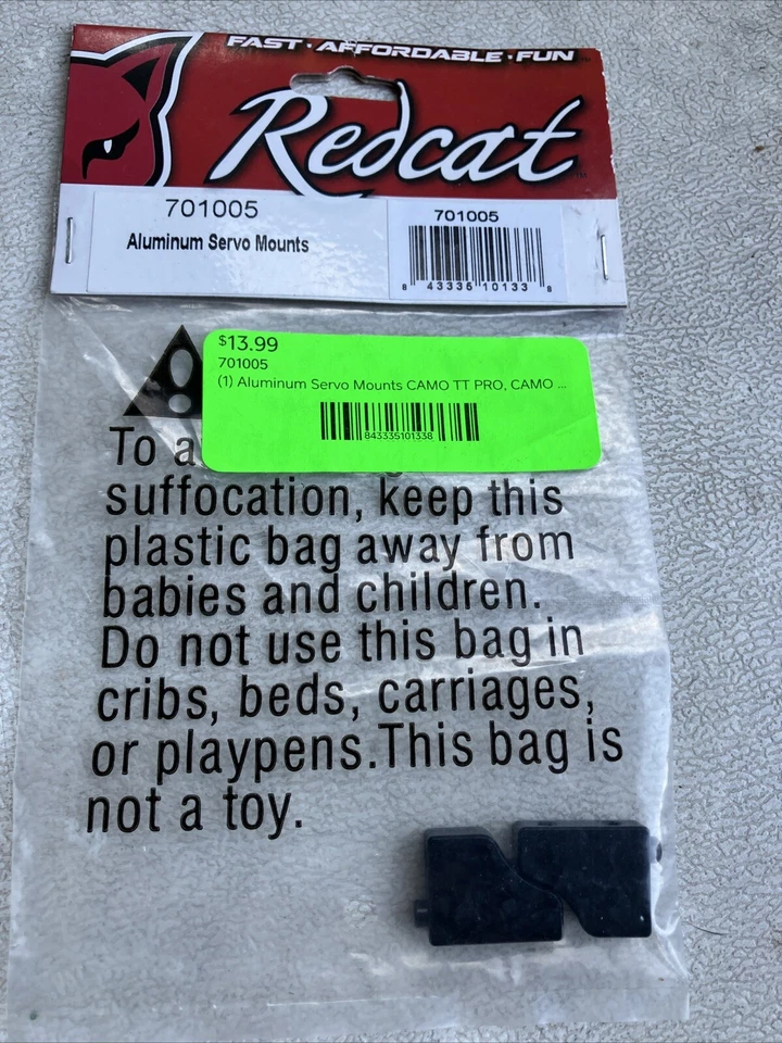 REDCAT Camo parts: 701005 Aluminum Servo Mounts & 701006 Alum Rear Brace - Image 3 of 4