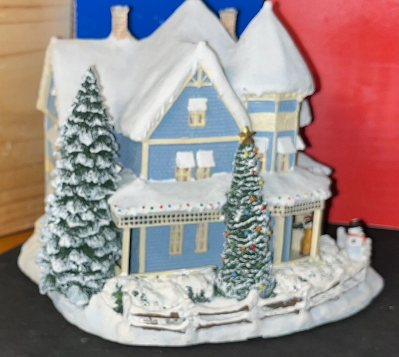 2000 Hawthorne Village THOMAS KINKADE "HOLIDAY BED AND BREAKFAST"